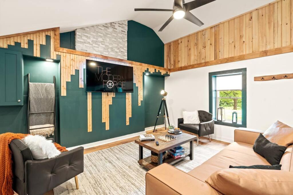 The Modern Forge Ny, Honeoye Lake Екстериор снимка