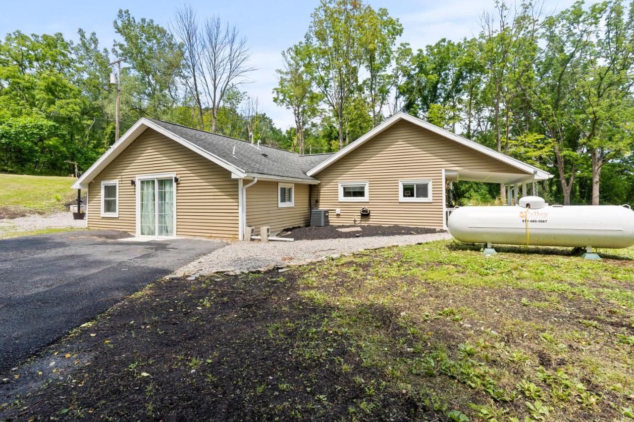 The Modern Forge Ny, Honeoye Lake Екстериор снимка